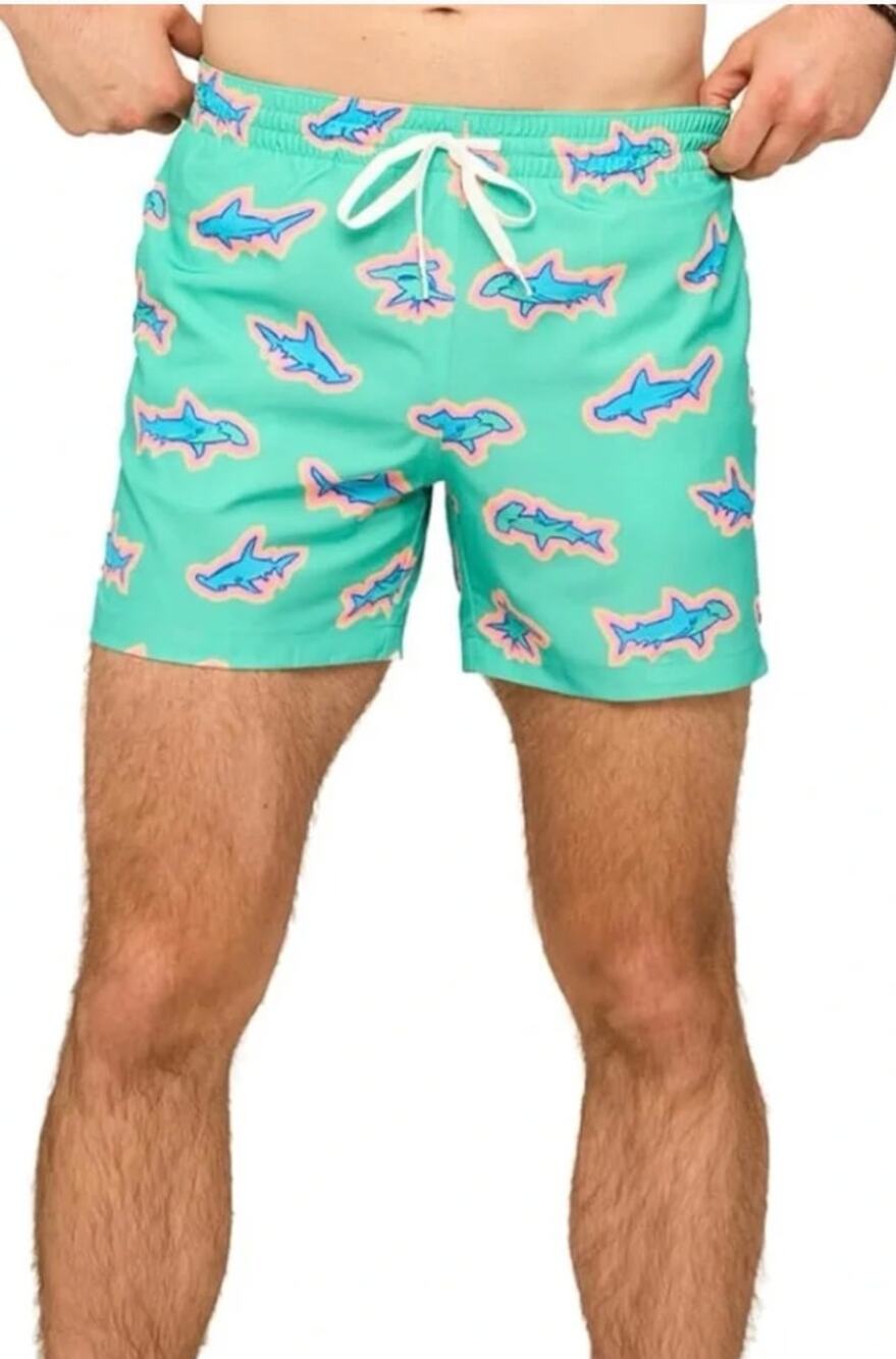 Chubbies 5.5” Shark Print Swim Trunks Men’s L Lined